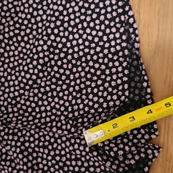 SO BRAND WOMENS JUNIOR SIZE BLACK FLORAL SOFT SHORTS HIGH RISE SIZE MEDIUM - Picture 10 of 13